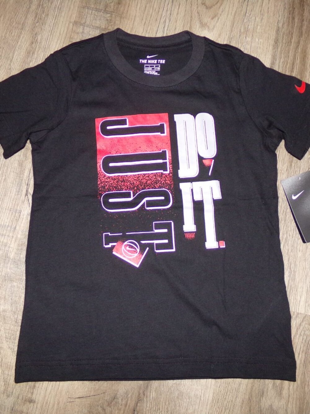BOYS THE NIKE TEE SZ 7
